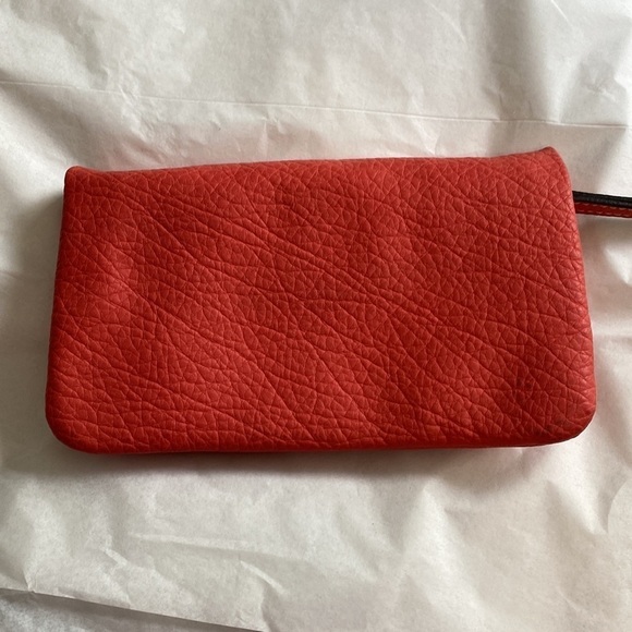 Nine West coral over the shoulder purse that can be turned into a wristlet. - Picture 7 of 10
